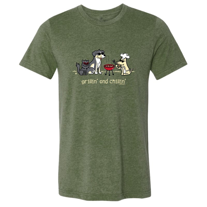 Grillin' And Chillin' - Lightweight Tee